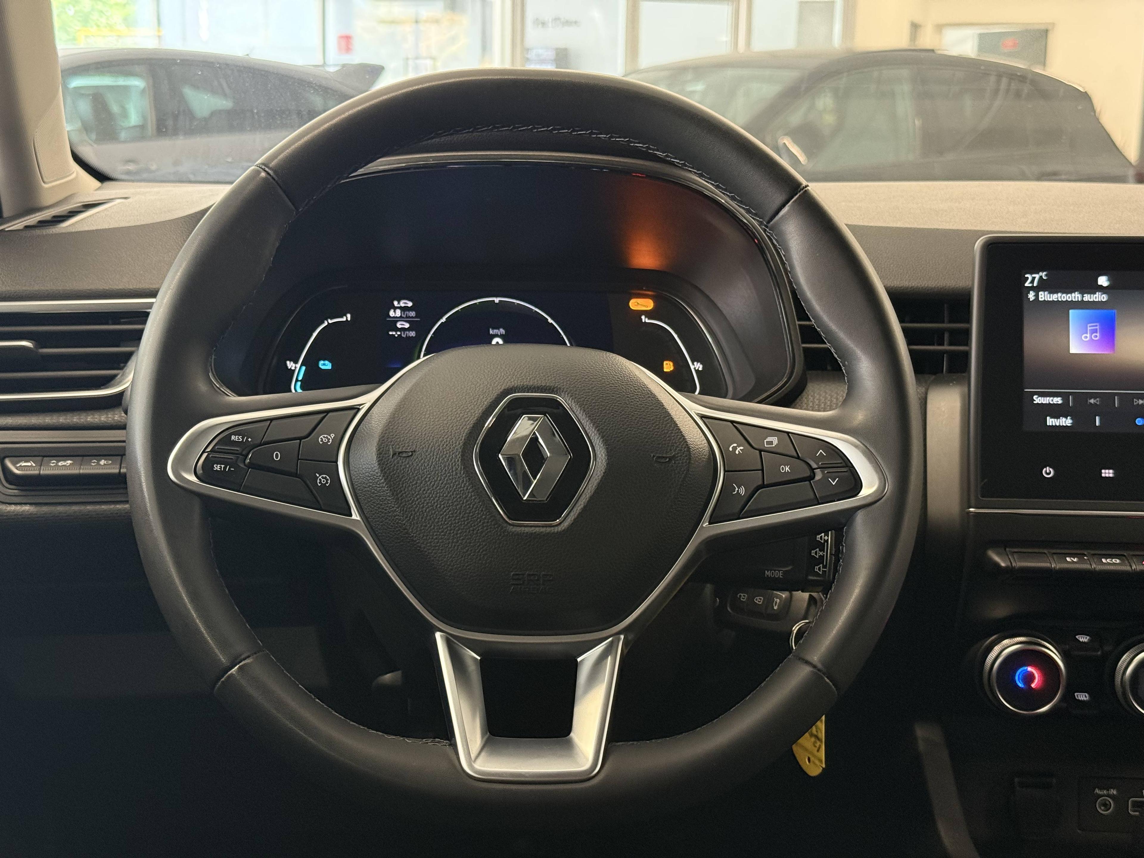 RENAULT CLIO